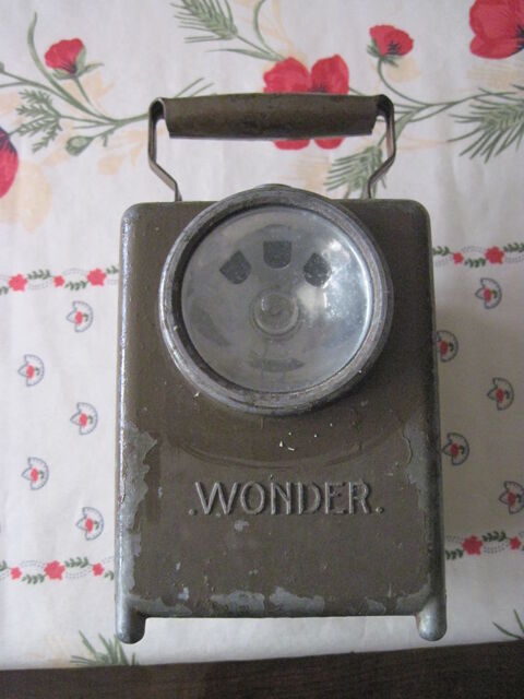 bo�tier pile 15 Saint-Pierre-des-�chaubrognes (79)