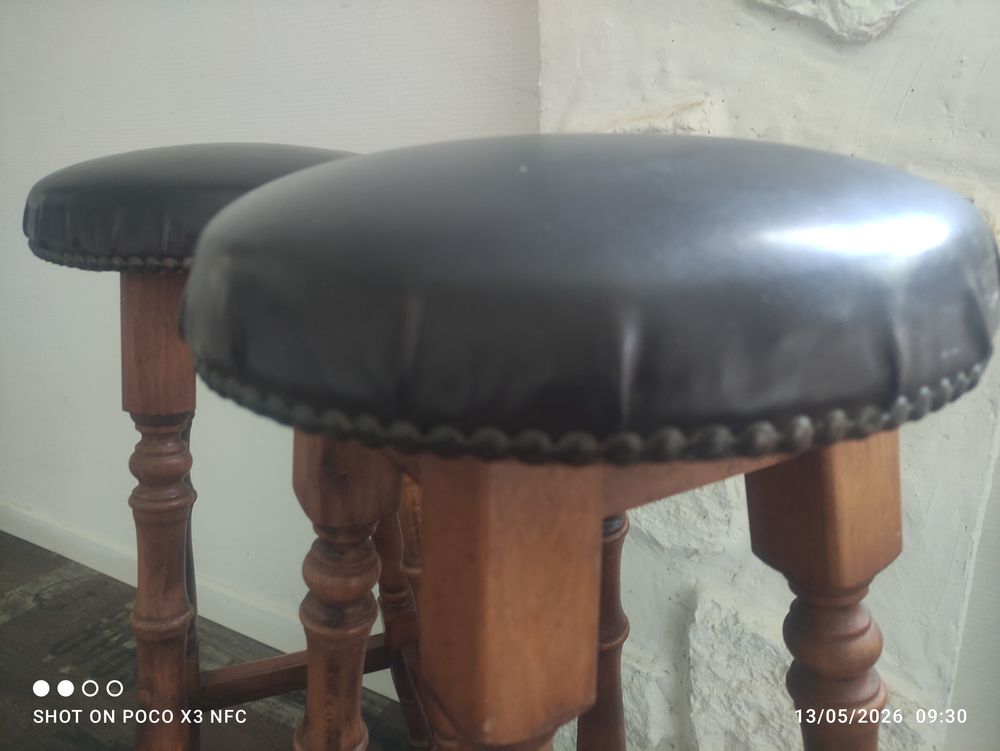 Remise en main propre 2 Tabourets Bar rustique Meubles