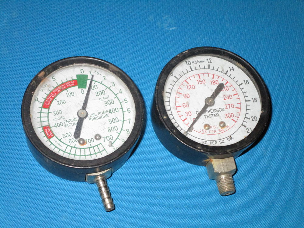 DEUX MANOMETRES COMPRESSION TESTER-FUEL PUMP PRESSURE 