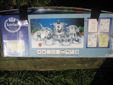 Ensemble de faitouts Kaiserbach, encore dans leur emballage. 60 Annemasse (74)