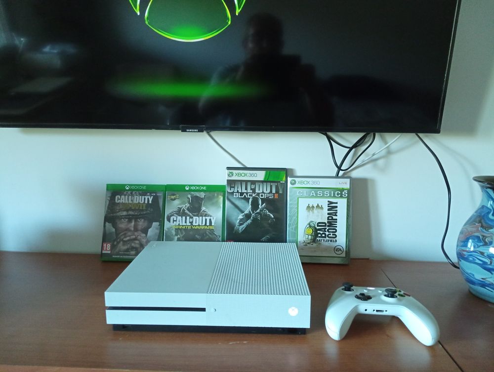 Xbox One S Consoles et jeux vidéos