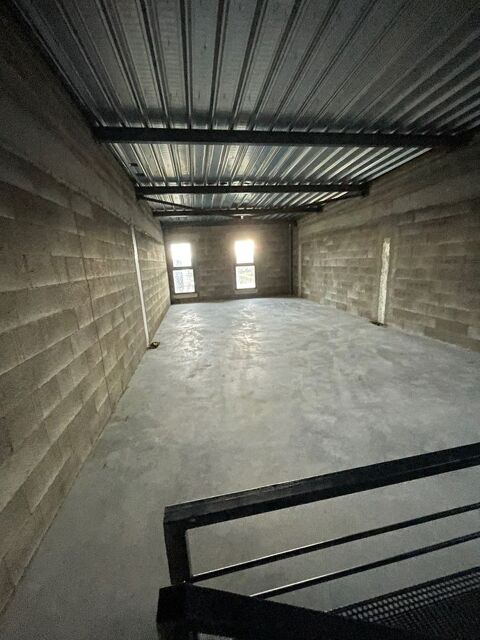  Atelier � louer 2 pi�ces 97 m�