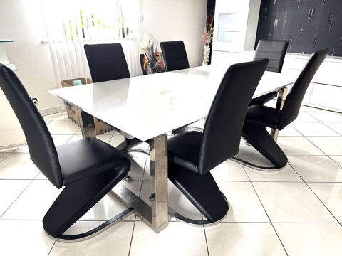 Table extensible blanc laqué de 2 m à 3,80 m + 6 chaises noi Basse-Ham (57)