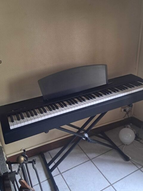 Piano YAMAHA Electric 300 Linas (91)