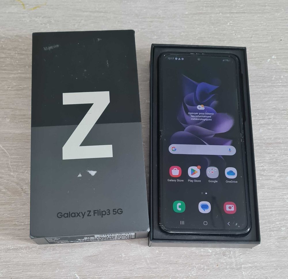 Samsung galaxy zflip 3 5g 128go Téléphones et tablettes