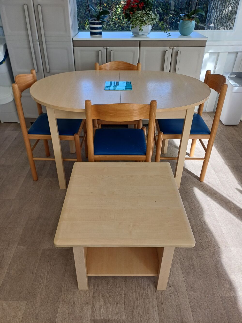 Table ovale avec rallonge escamotable Meubles