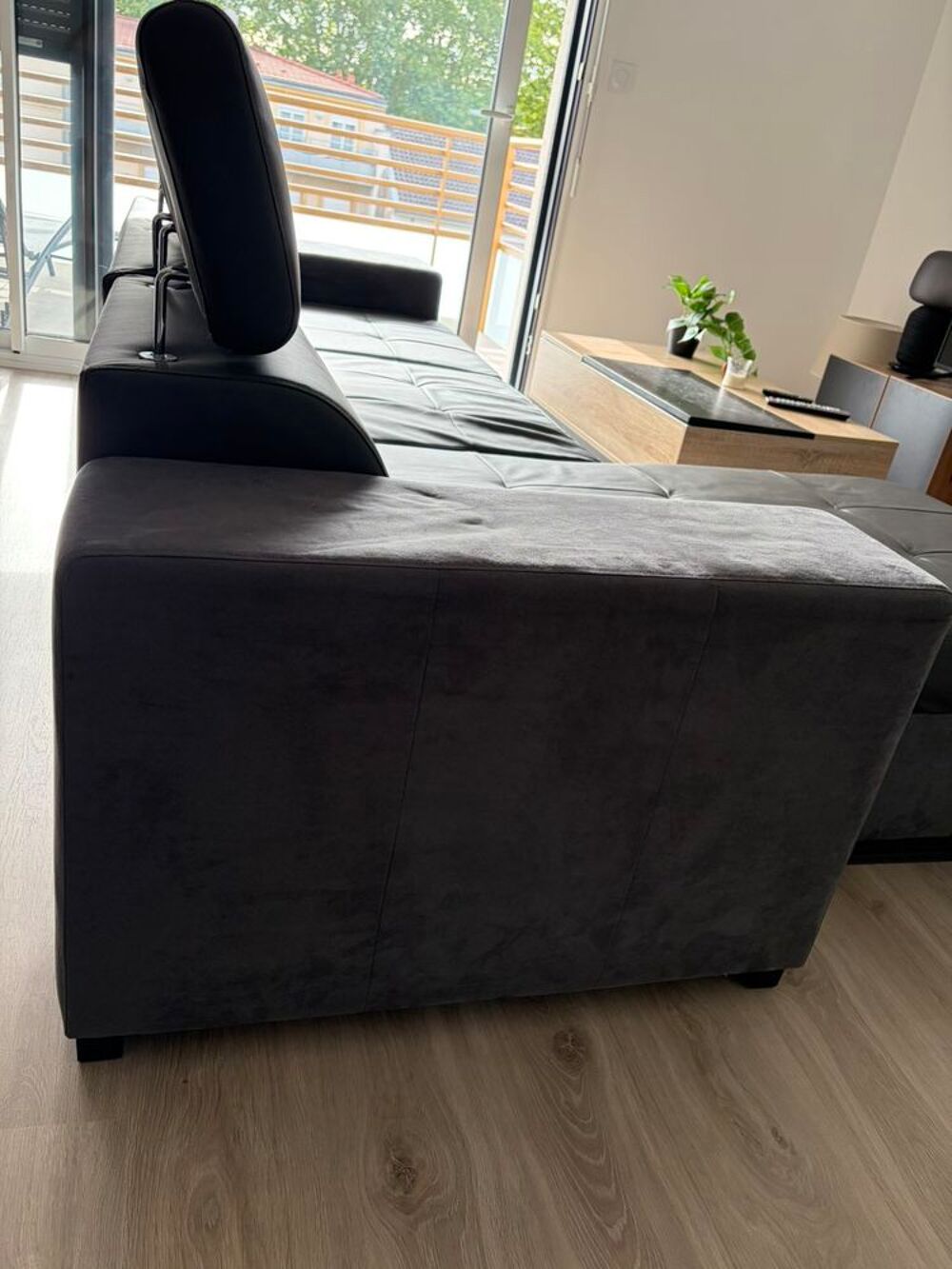 Canap&eacute; d'angle gris convertible 4 places Meubles