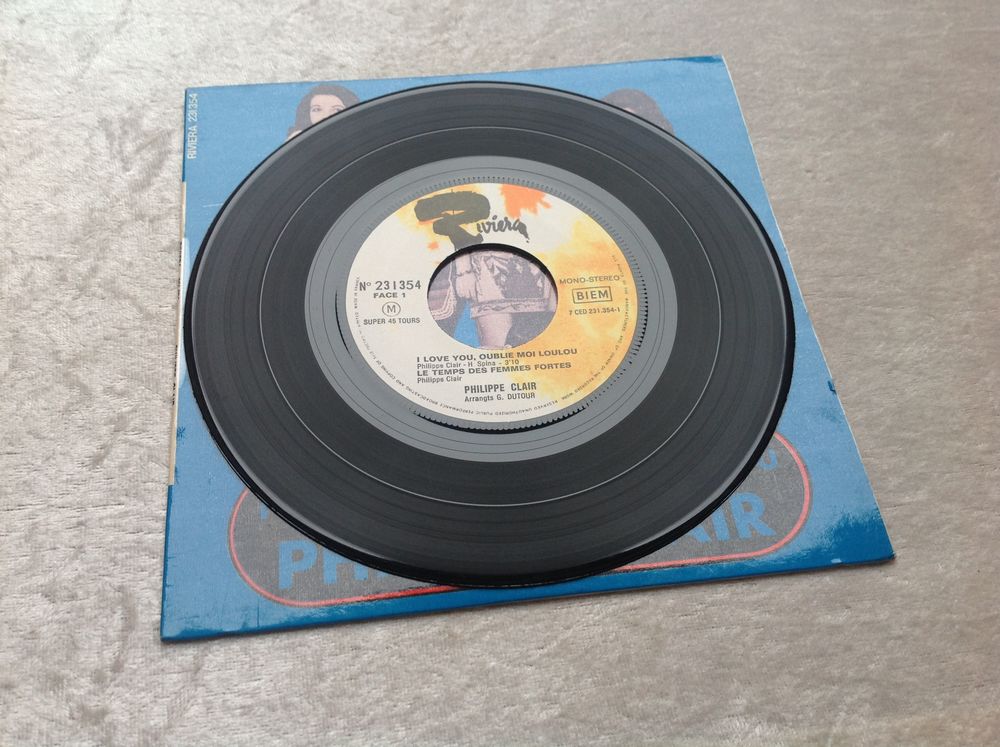 PHILIPPE CLAIR DISQUE 45 TOURS 4 TITRES Envoi Possible
CD et vinyles