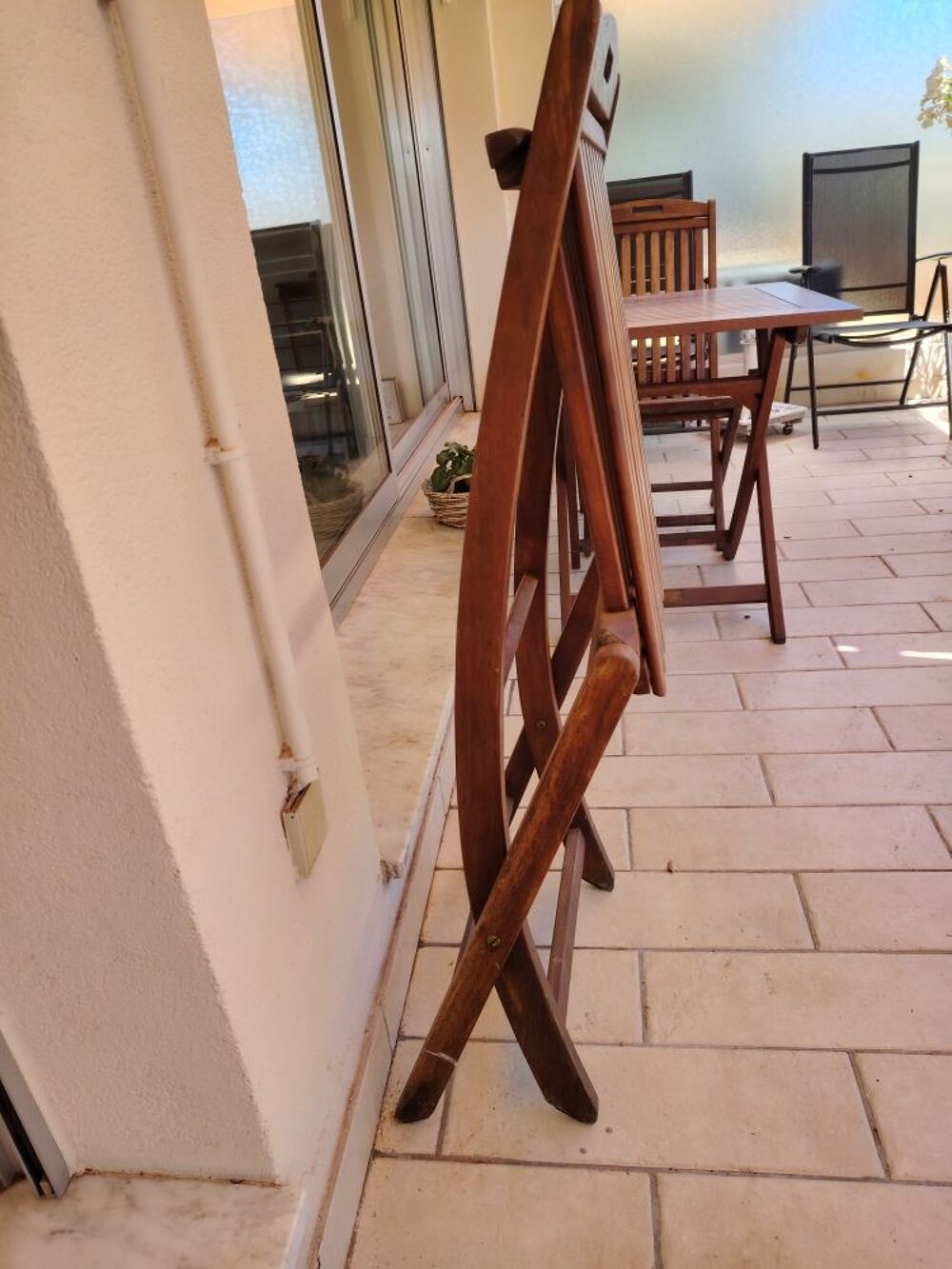 Table de jardin en Teck avec chaises Meubles