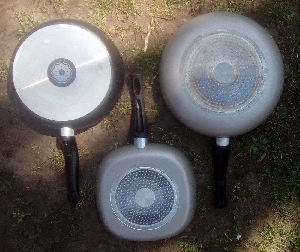 3 poeles en aluminum Cuisine