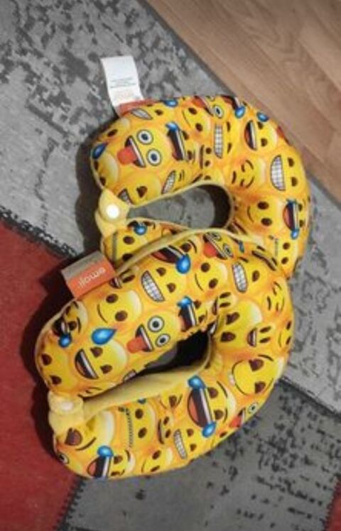 Coussins de voyage 2 Nanterre (92)