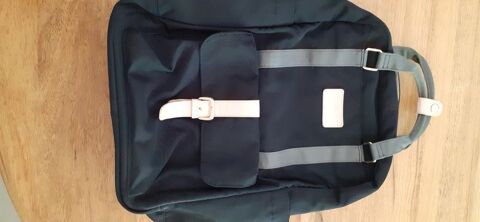 sac à dos avec port USB
15 Péronnas (01)