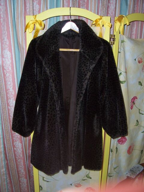 VESTE 3/4 imitation fourrure
25 Bell�me (61)