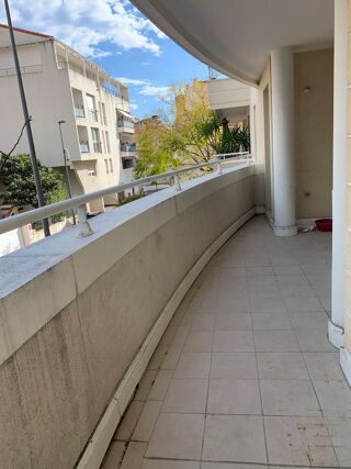  Appartement à louer 2 pièces 47 m²
