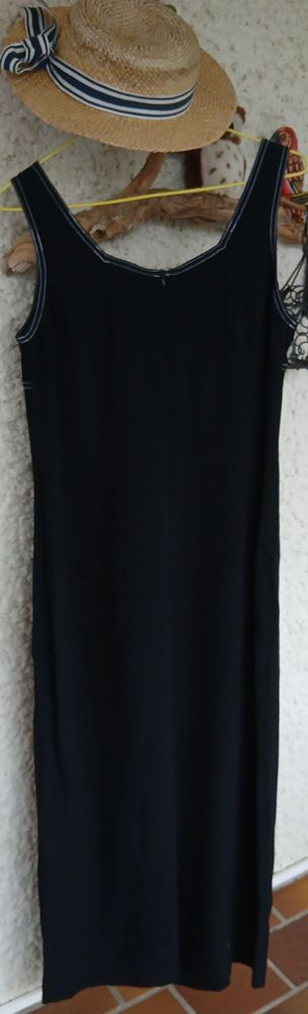 robe longue noire Vêtements
