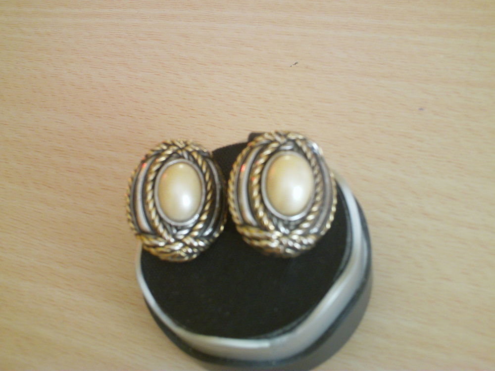 Vieille boucle d'oreilles or fin perles clips N&deg;989 Bijoux et montres