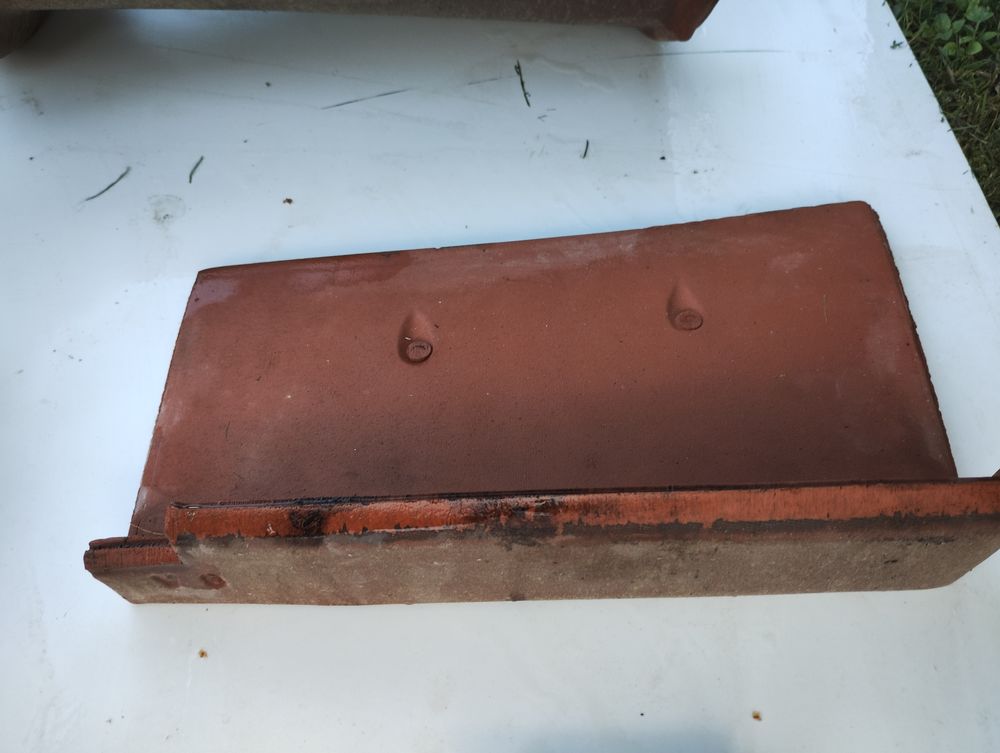 Tuiles Faiti&egrave;res Frontons Rives EDILIANS Bricolage