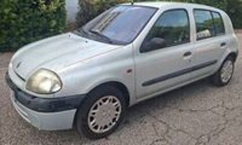 Clio II Clio 1.4i Aliz&eacute; 1999 occasion 30000 N&icirc;mes