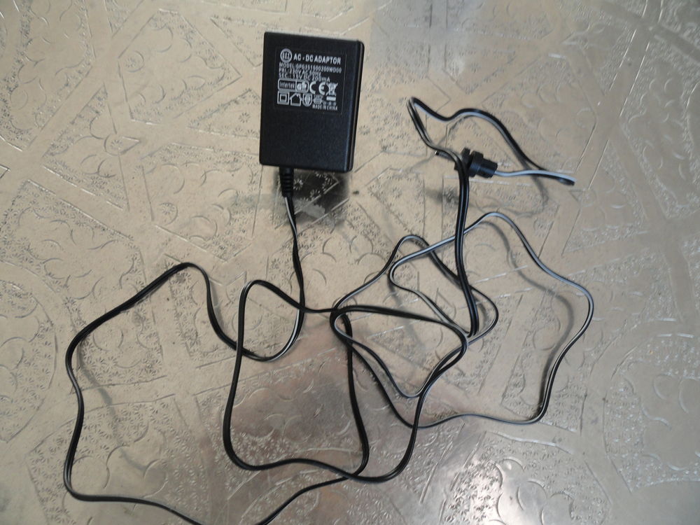 Chargeur GEZ Matériel informatique