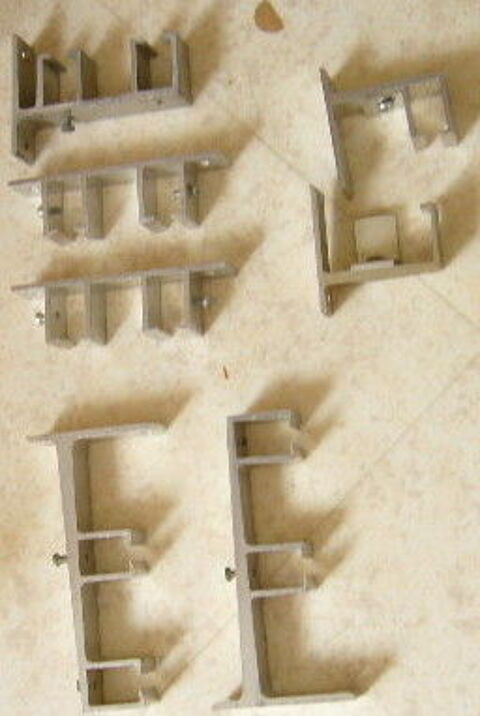 supports fixations tringles rideaux chemin de fer 28 Versailles (78)