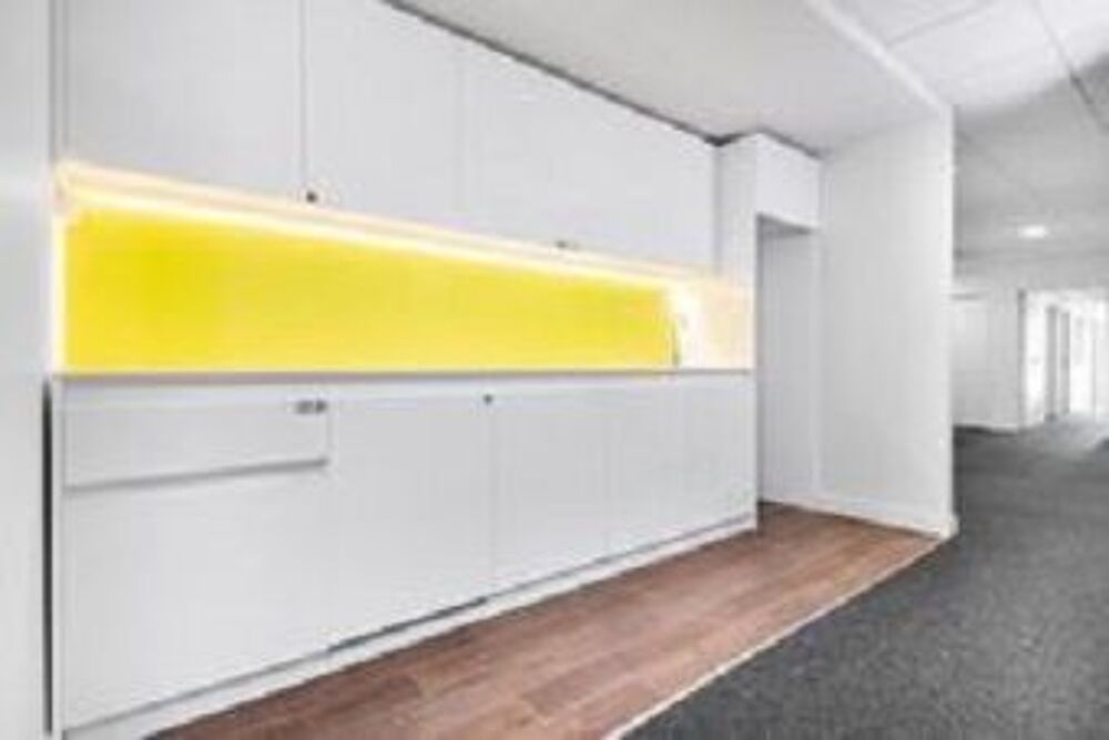   Réservez un bureau partagé ou un espace de coworking à Beauvais Stop & Work Allonne