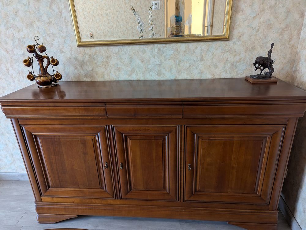 Salle &agrave; manger compl&egrave;te en merisier Meubles