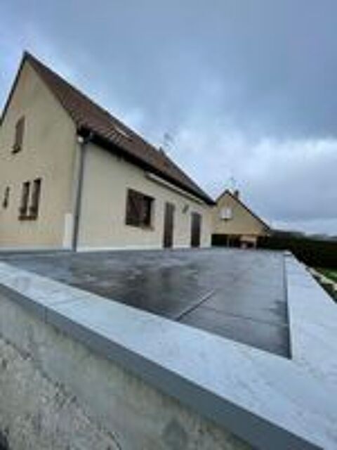   Poseur de terrasse sur plots 