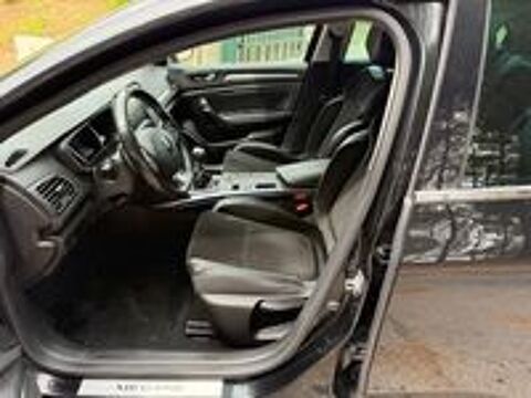 Megane IV M&eacute;gane IV Berline dCi 130 Energy Intens 2017 occasion 34690 Fabr&egrave;gues
