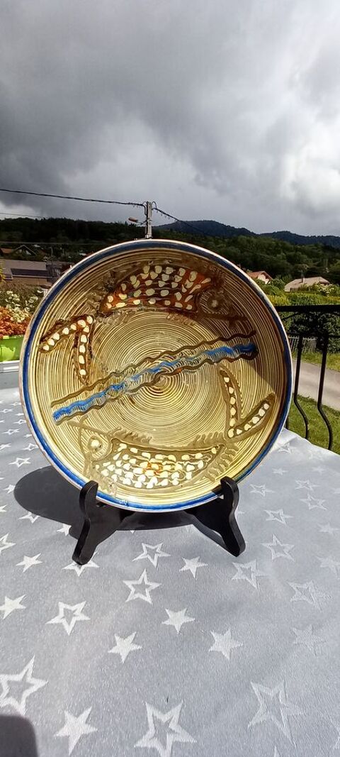 Assiette décorative céramique  Cranves-Sales (74)