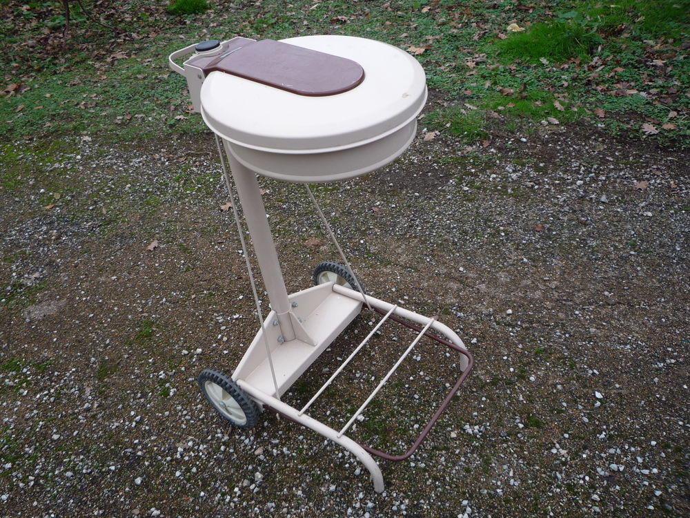 Support pour sac-poubelle Rossignol Bricolage