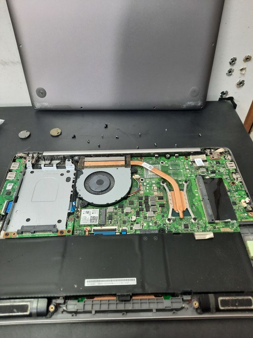 Pc Asus UX410 U pour pi&egrave;ces Matériel informatique