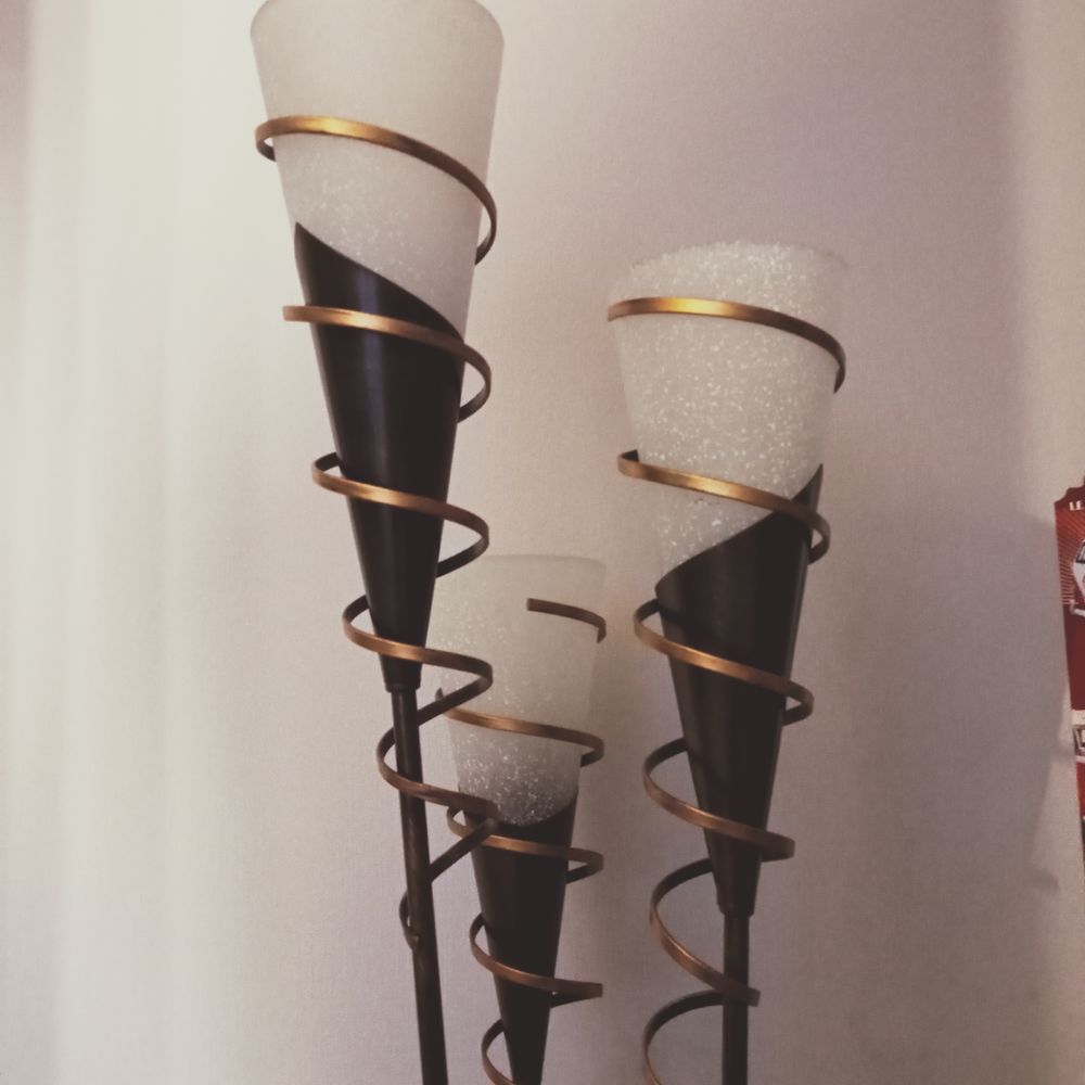 Lampadaire Halog&egrave;ne Décoration