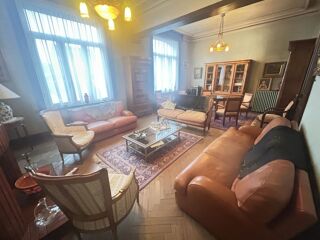  Maison à vendre 9 pièces 242 m²