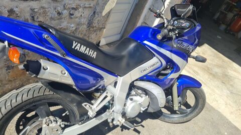 Moto YAMAHA 2002 occasion Tornac 30140