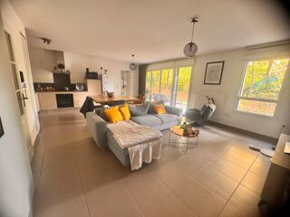  Appartement  vendre 7 pices 95 m