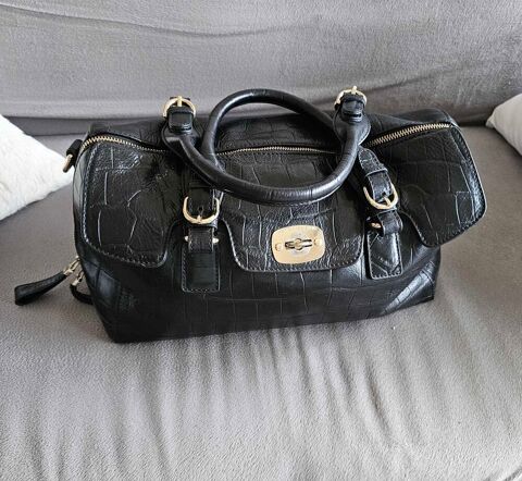 Sac à  main en cuir noir. marque Arthur et Aston Neuve Morhange (57)
