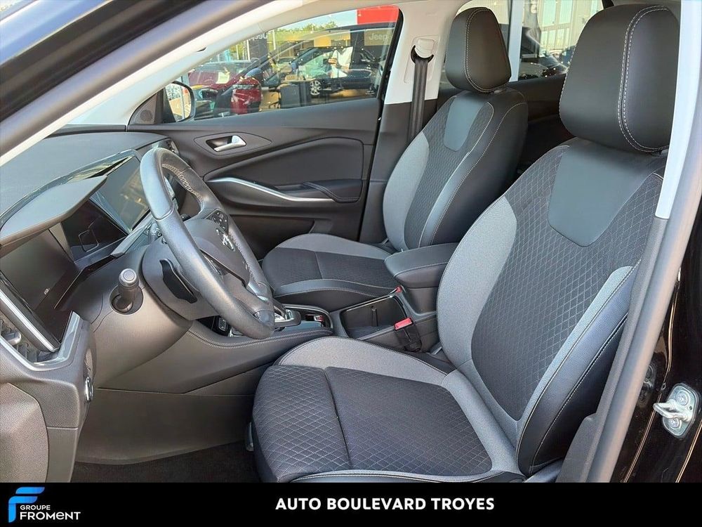 Grandland 1.5 Diesel 130 ch BVA8 Elegance Business 2022 occasion 10600 La Chapelle-Saint-Luc