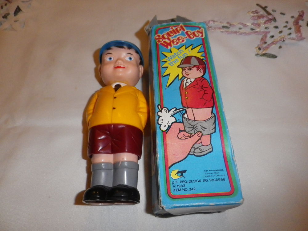 SQUIRT WEE BOY figurine en plastique dur vintage Jeux / jouets