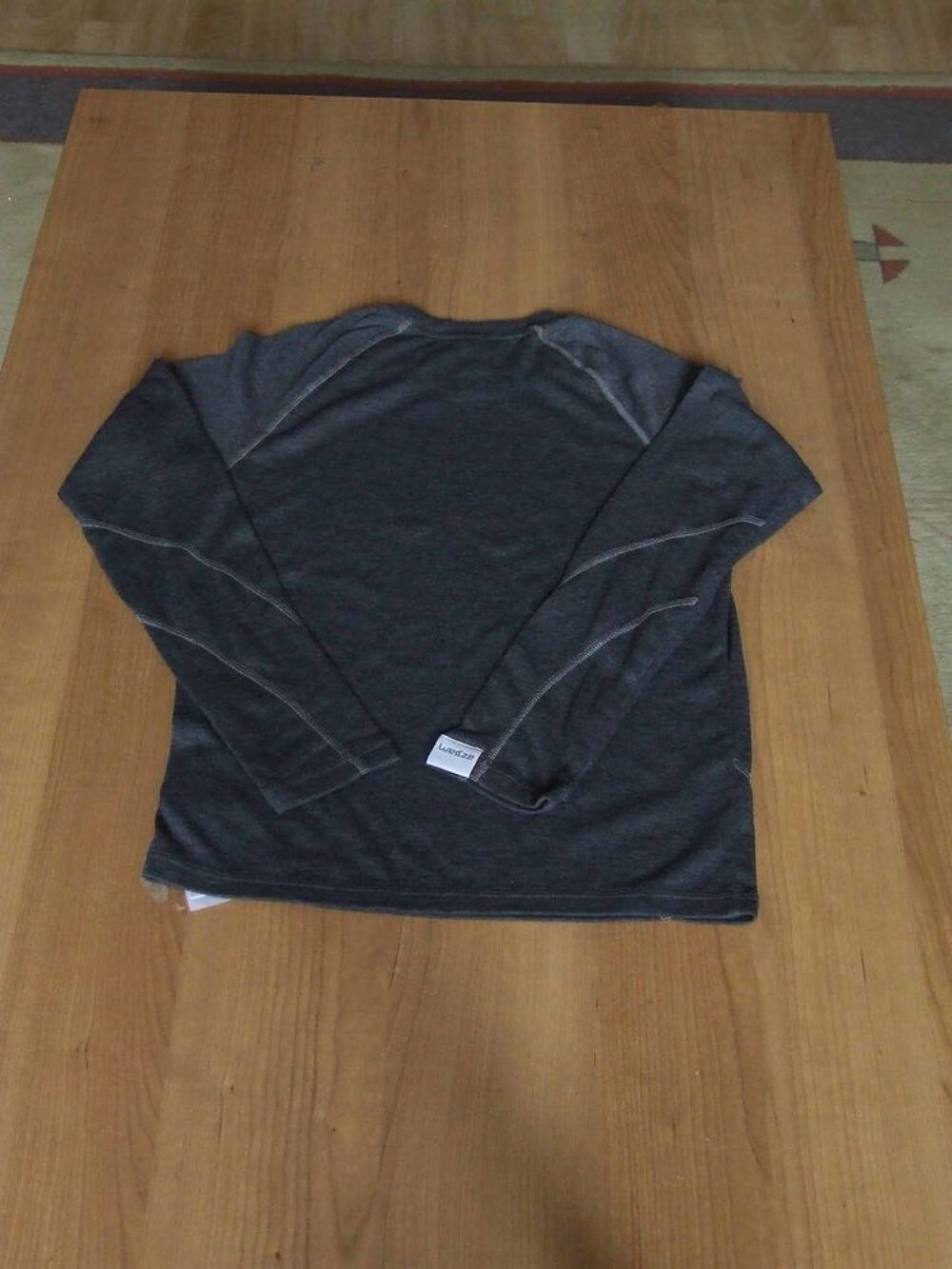 Tee-shirt thermique gris, D&Eacute;CATHLON, 12&nbsp;ans, NEUF Vtements enfants
