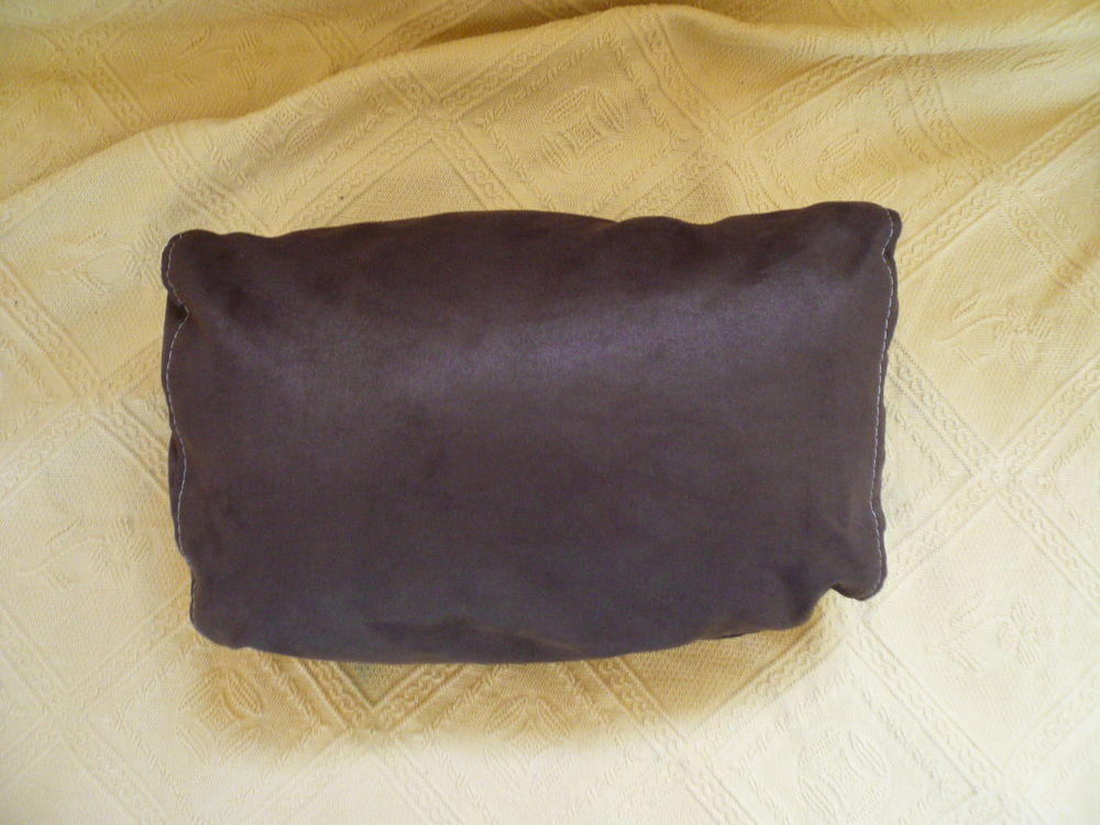 Petit coussin marron tissus Décoration