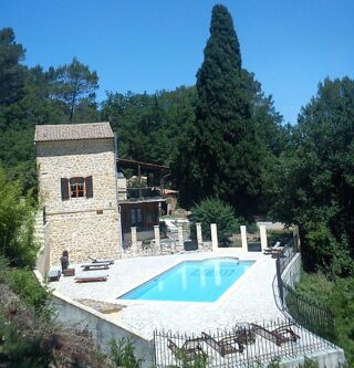  Villa à louer 3 pièces 90 m²