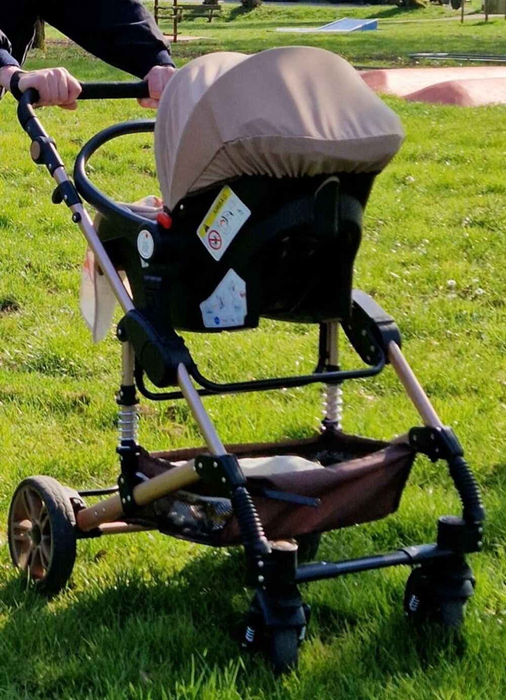 Poussette 3 en 1 Puériculture
