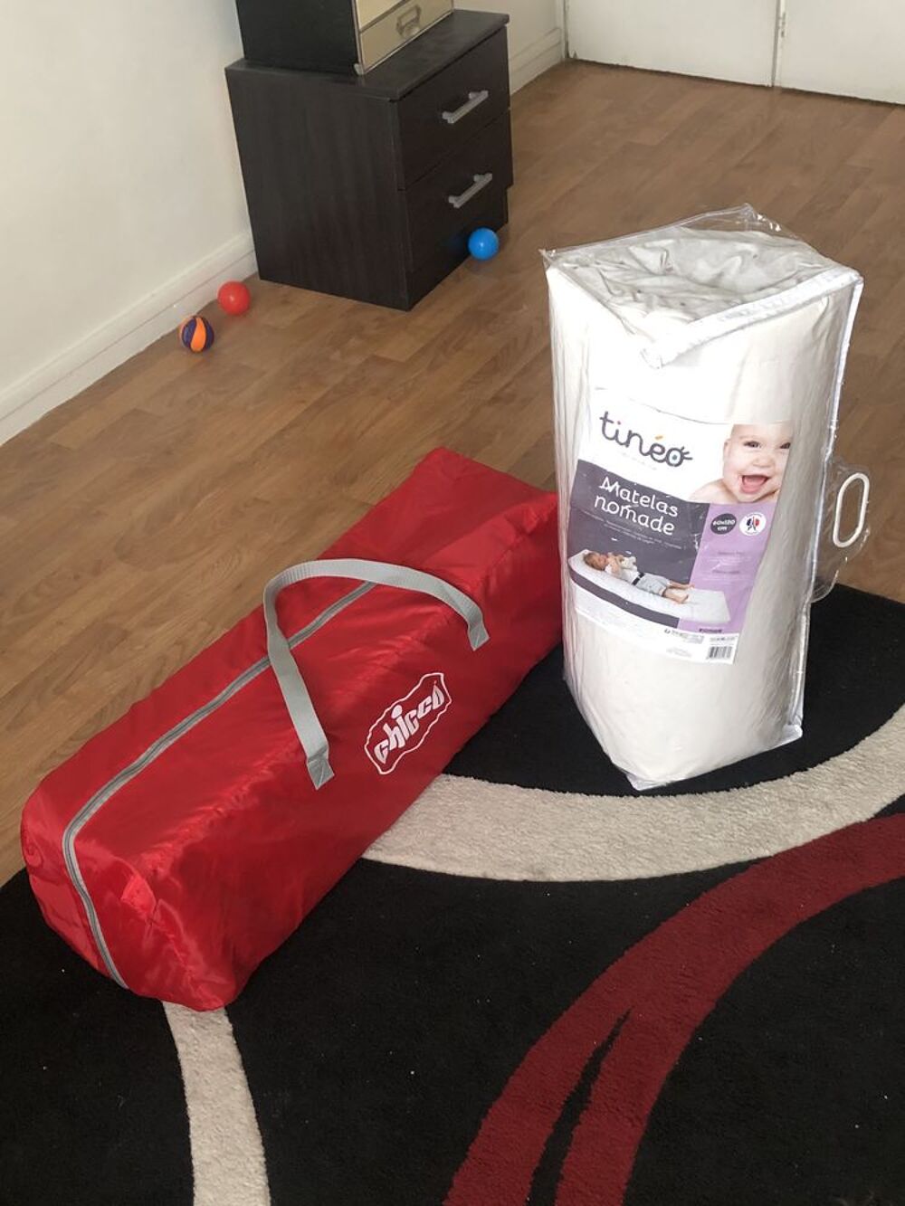 Lit ou berceau nomade matelas b&eacute;b&eacute;. Mobilier enfants
