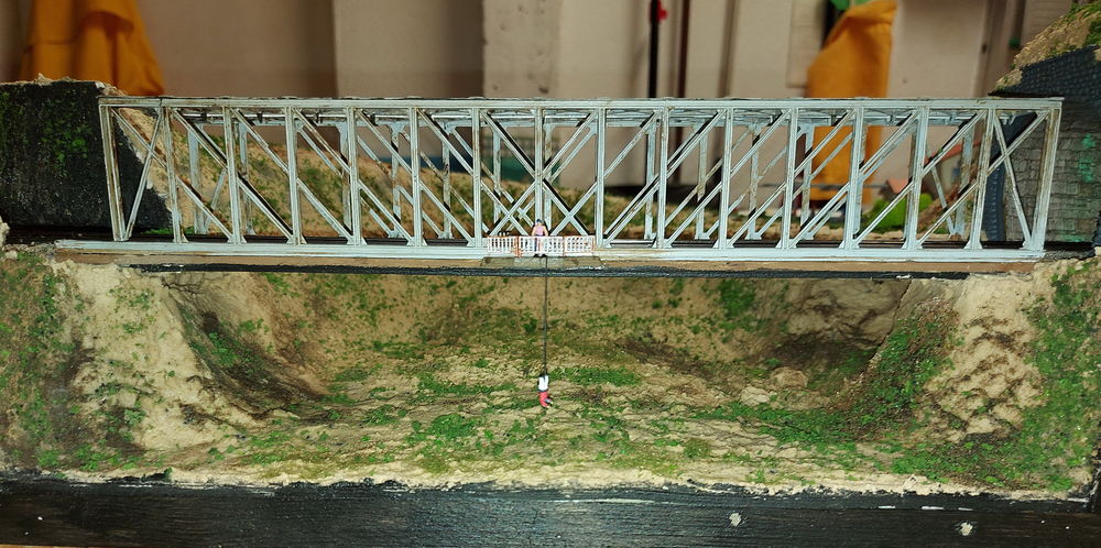 R&eacute;seau ferroviaire &eacute;chelle N analogique de 0m85 par 1m10 Jeux / jouets