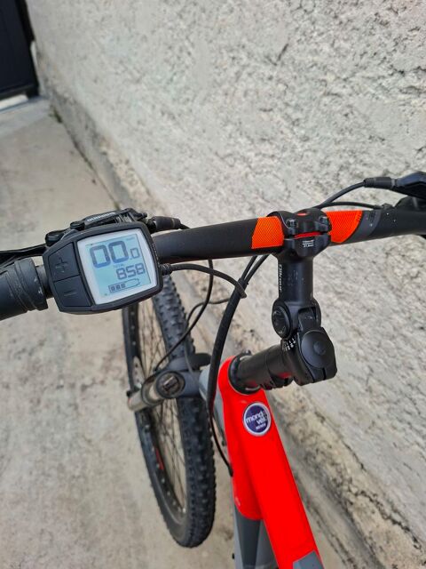 Vtt elect.homme marque Cube très bon état Carnoux-en-Provence (13)