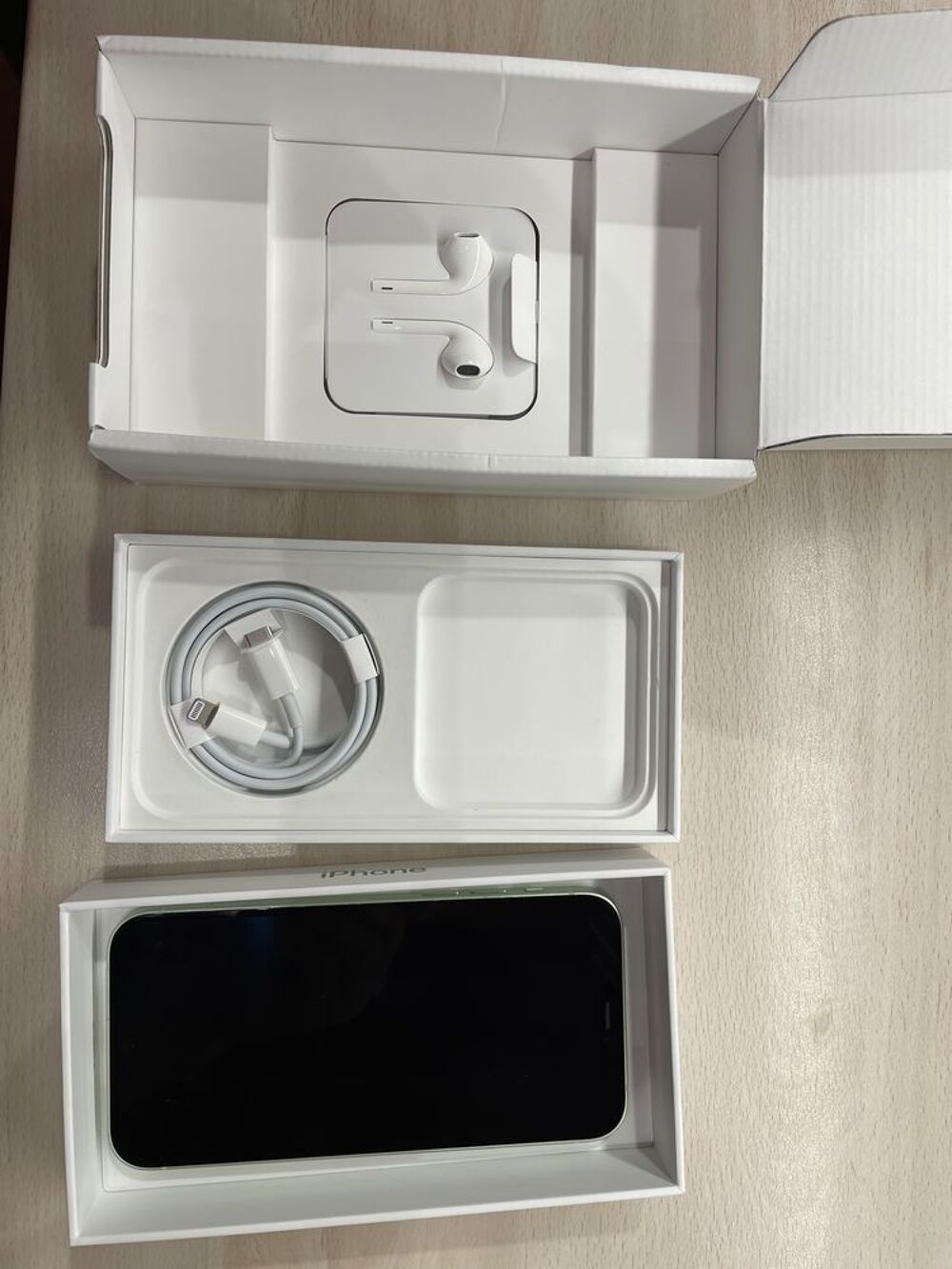 iPhone 12 vert 64gb Téléphones et tablettes