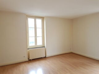  Appartement à louer 3 pièces 78 m²
