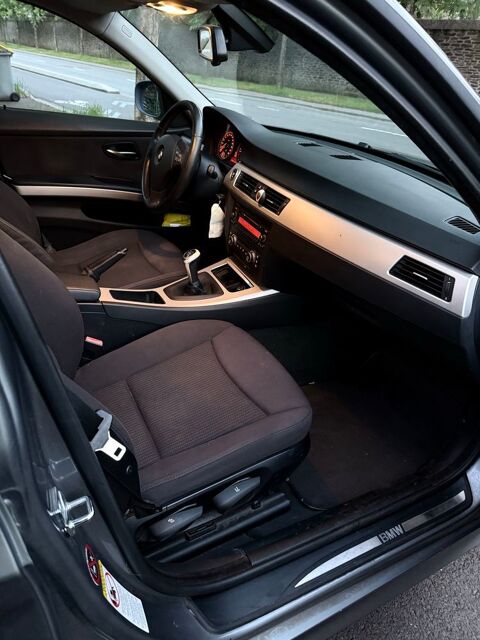 Bmw serie 3 s&eacute;rie 3 LCI touring 318d 2.0 143c