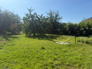  Terrain à vendre 674 m²
