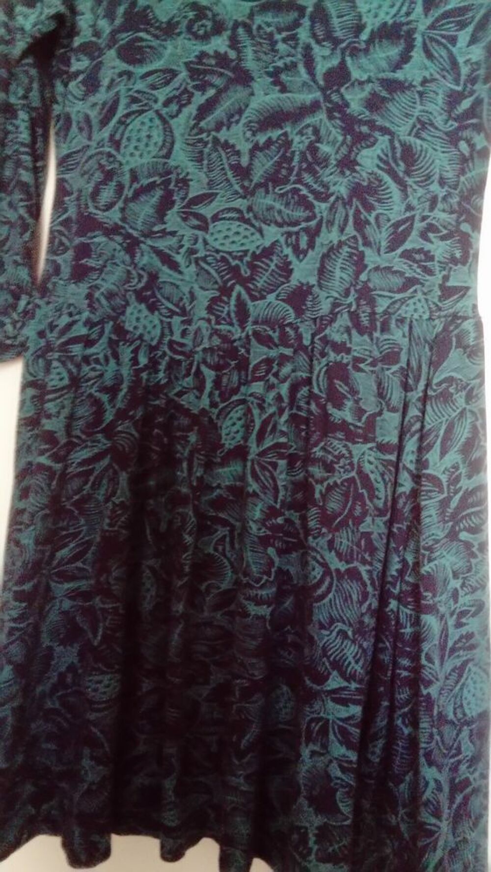 robe LAURA ASHLEY Vêtements